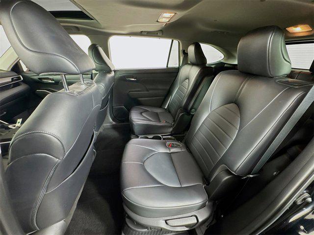 used 2022 Toyota Highlander Hybrid car, priced at $42,995