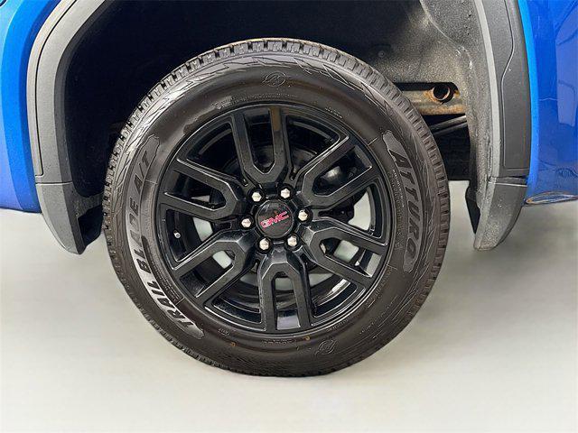 used 2022 GMC Sierra 1500 car, priced at $36,995