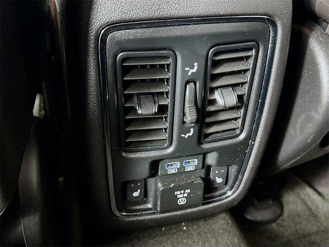 used 2015 Jeep Grand Cherokee car, priced at $12,495