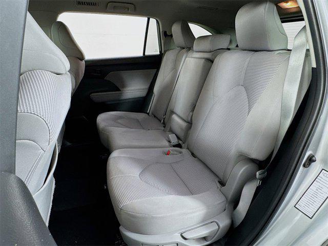 used 2022 Toyota Highlander car, priced at $30,995