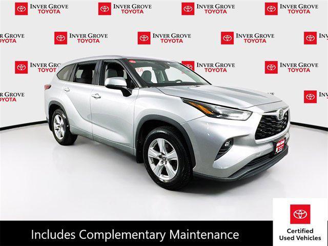 used 2022 Toyota Highlander car, priced at $30,995