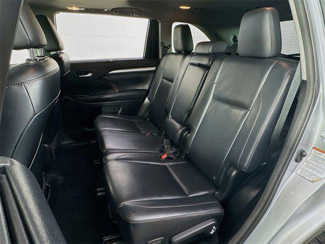 used 2016 Toyota Highlander car, priced at $19,995