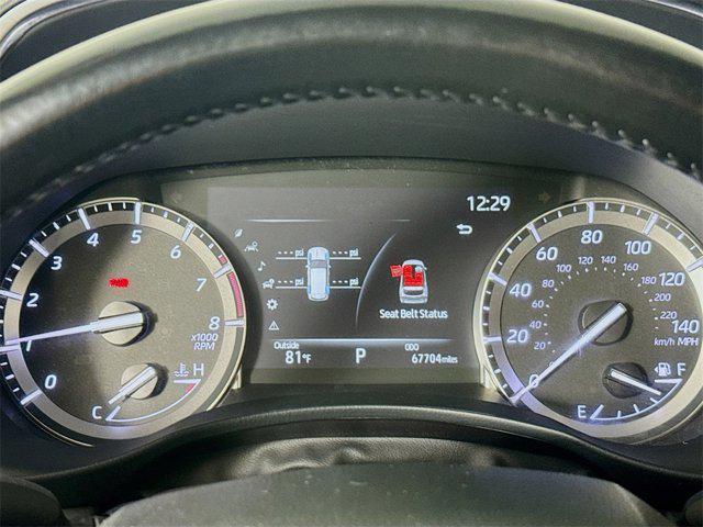 used 2022 Toyota Highlander car, priced at $39,995