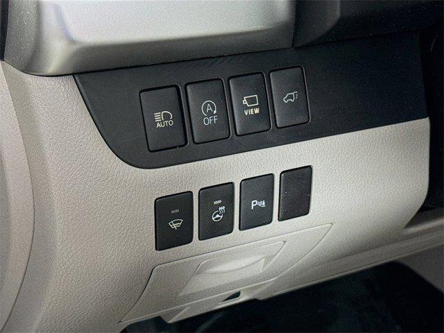 used 2017 Toyota Highlander car, priced at $23,695