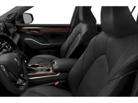 used 2020 Toyota Highlander car, priced at $32,995
