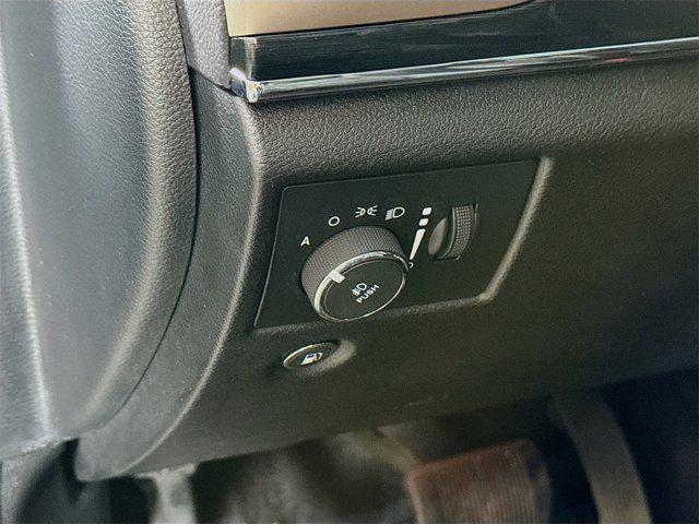 used 2017 Jeep Grand Cherokee car, priced at $13,995