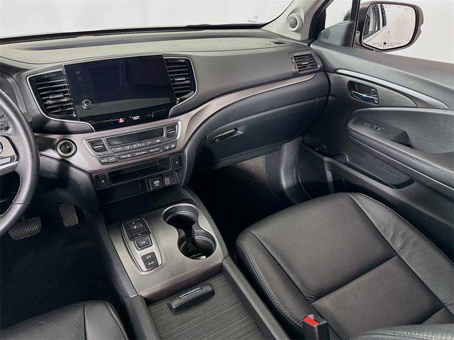 used 2022 Honda Pilot car, priced at $32,595
