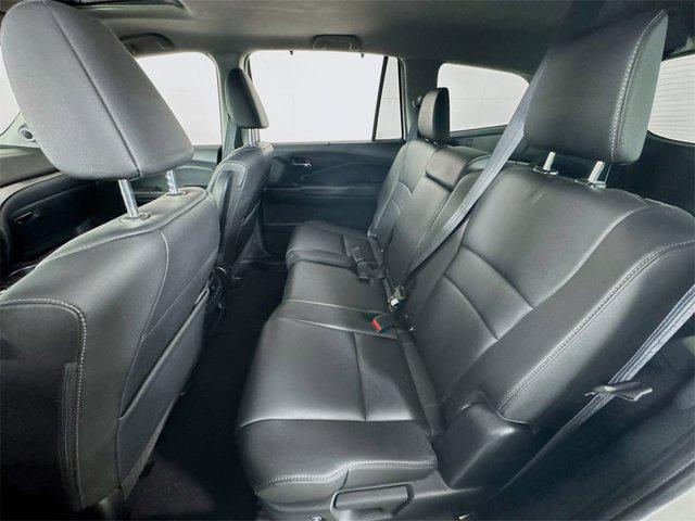 used 2022 Honda Pilot car, priced at $32,595