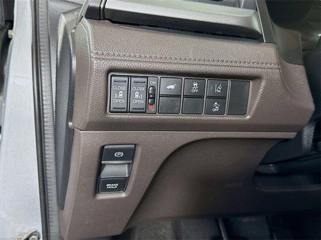 used 2018 Honda Odyssey car, priced at $19,995