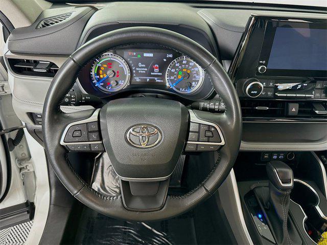 used 2023 Toyota Highlander Hybrid car, priced at $38,495