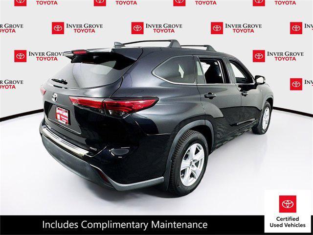 used 2022 Toyota Highlander car, priced at $29,995