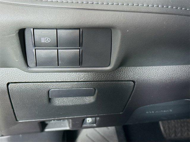 used 2022 Toyota Highlander car, priced at $29,995