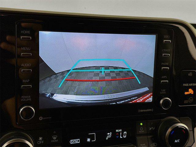 used 2022 Toyota Highlander car, priced at $29,995