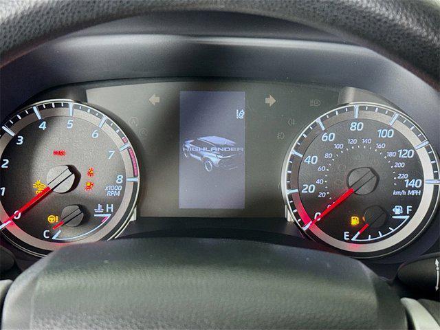 used 2022 Toyota Highlander car, priced at $29,995