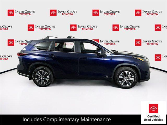 used 2024 Toyota Highlander Hybrid car, priced at $49,995