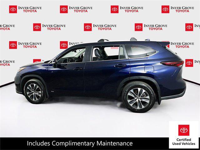 used 2024 Toyota Highlander Hybrid car, priced at $49,995