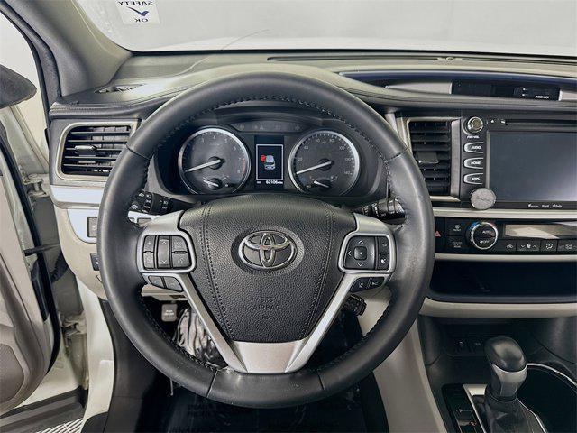 used 2019 Toyota Highlander car, priced at $29,495