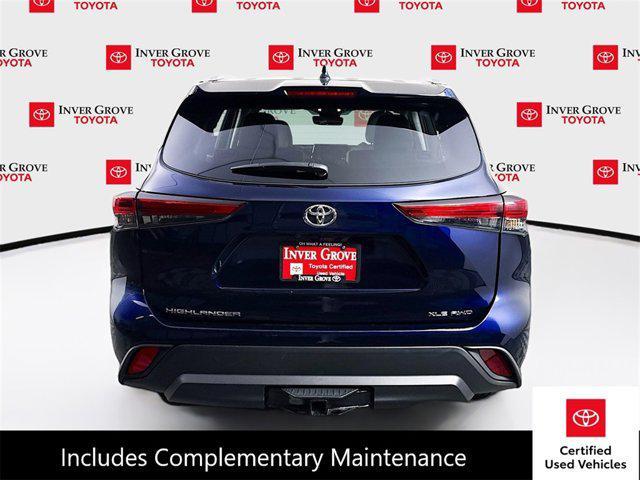 used 2022 Toyota Highlander car, priced at $41,495