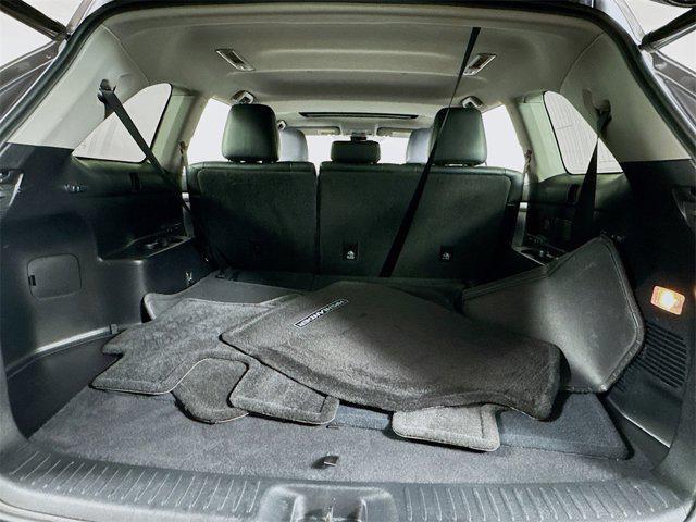 used 2018 Toyota Highlander car, priced at $26,495