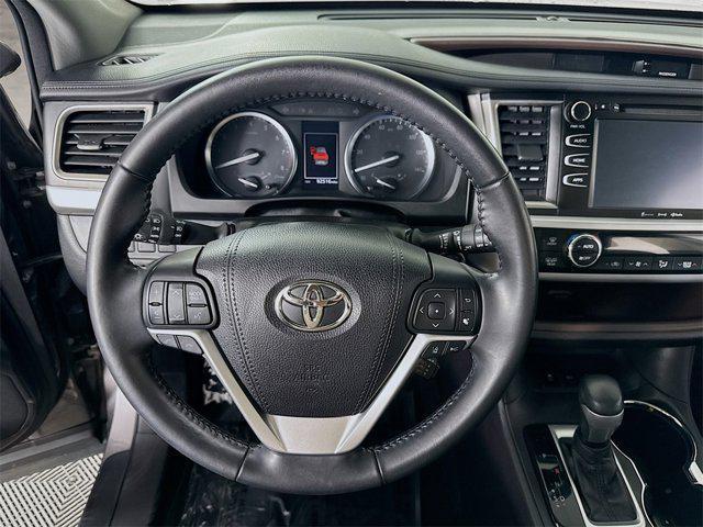 used 2018 Toyota Highlander car, priced at $26,495