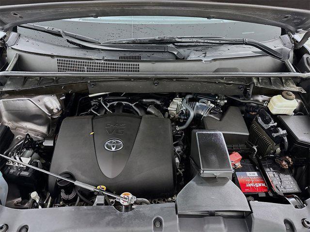 used 2018 Toyota Highlander car, priced at $26,495