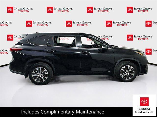 used 2022 Toyota Highlander Hybrid car, priced at $34,995