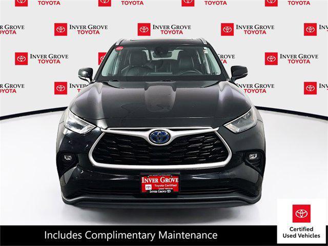 used 2022 Toyota Highlander Hybrid car, priced at $34,995