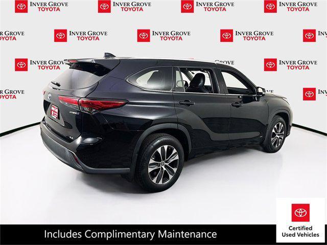 used 2022 Toyota Highlander Hybrid car, priced at $34,995