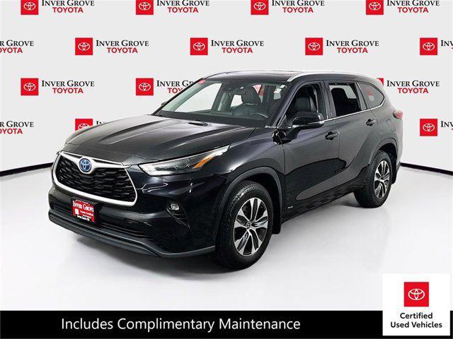 used 2022 Toyota Highlander Hybrid car, priced at $34,995
