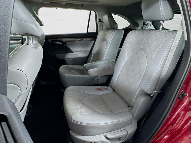 used 2021 Toyota Highlander car, priced at $42,795