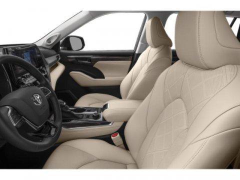 used 2021 Toyota Highlander car, priced at $42,995