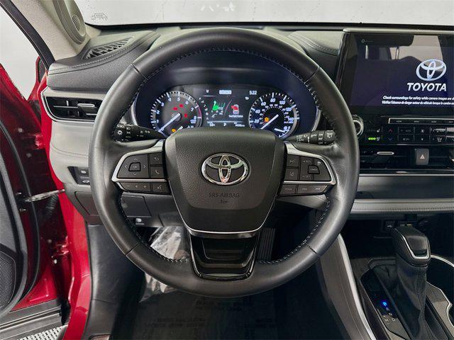 used 2021 Toyota Highlander car, priced at $42,795