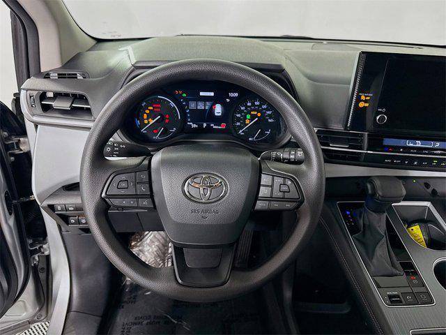 used 2025 Toyota Sienna car, priced at $49,995