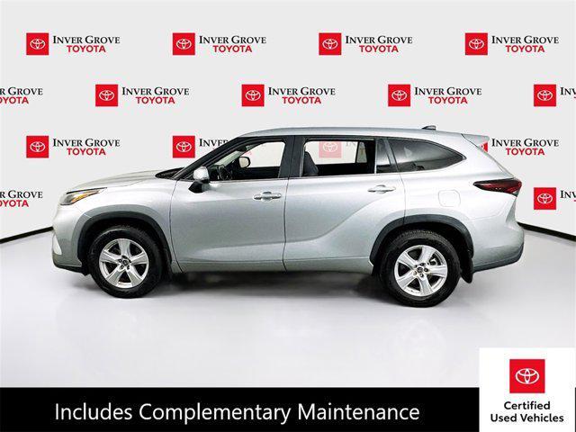 used 2024 Toyota Highlander car, priced at $37,895