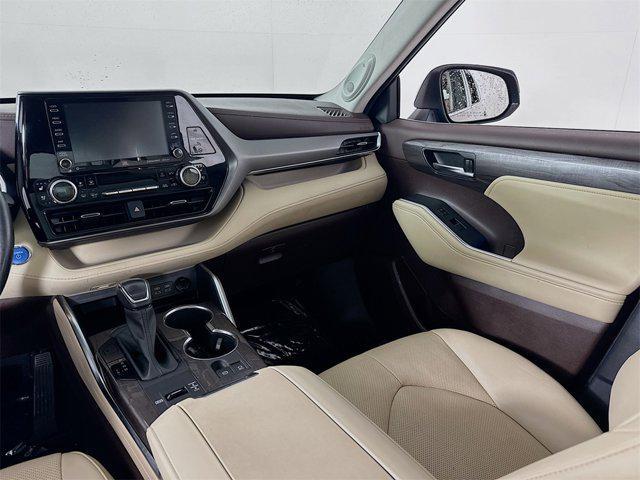 used 2022 Toyota Highlander Hybrid car, priced at $41,995