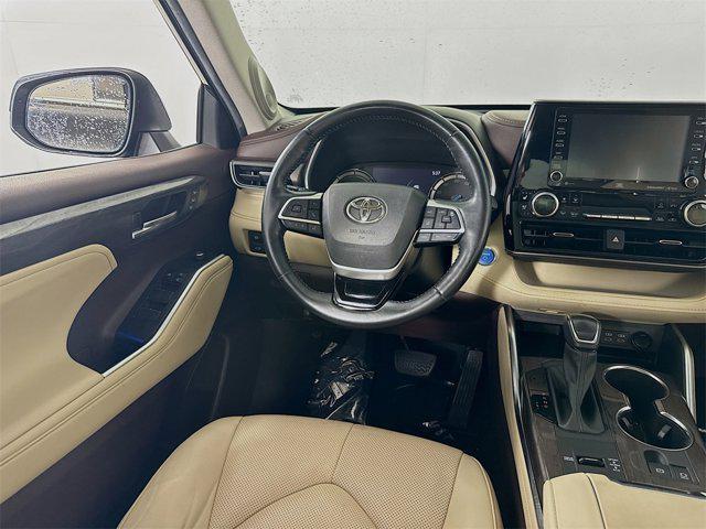 used 2022 Toyota Highlander Hybrid car, priced at $41,995