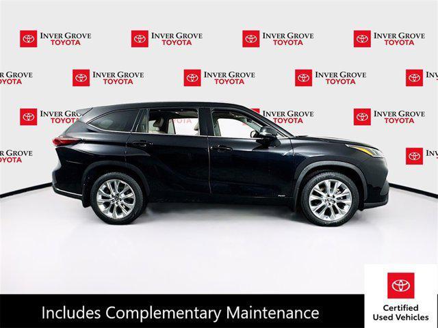 used 2022 Toyota Highlander Hybrid car, priced at $41,995