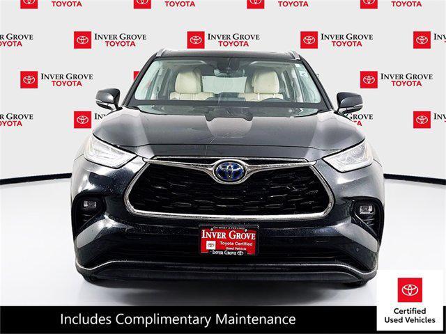 used 2022 Toyota Highlander Hybrid car, priced at $35,995
