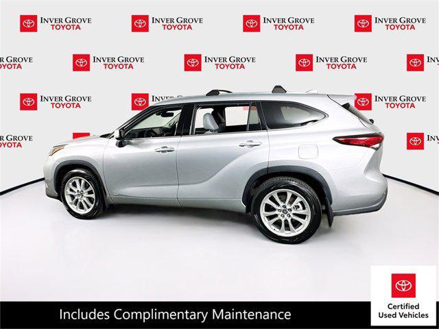 used 2022 Toyota Highlander Hybrid car, priced at $40,695