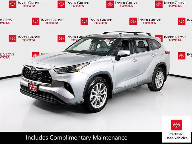 used 2022 Toyota Highlander Hybrid car, priced at $40,695
