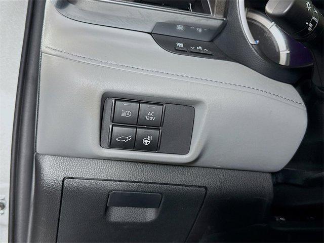 used 2022 Toyota Highlander Hybrid car, priced at $40,695