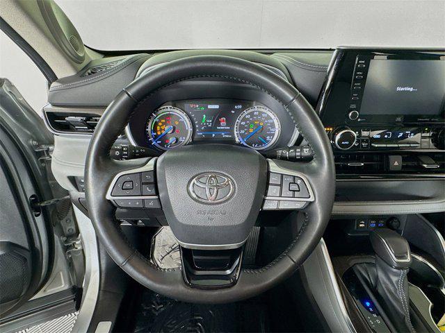 used 2022 Toyota Highlander Hybrid car, priced at $40,695