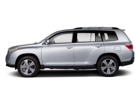 used 2013 Toyota Highlander car, priced at $15,995