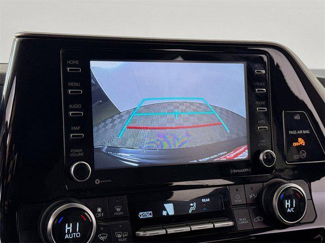 used 2022 Toyota Highlander car, priced at $34,595