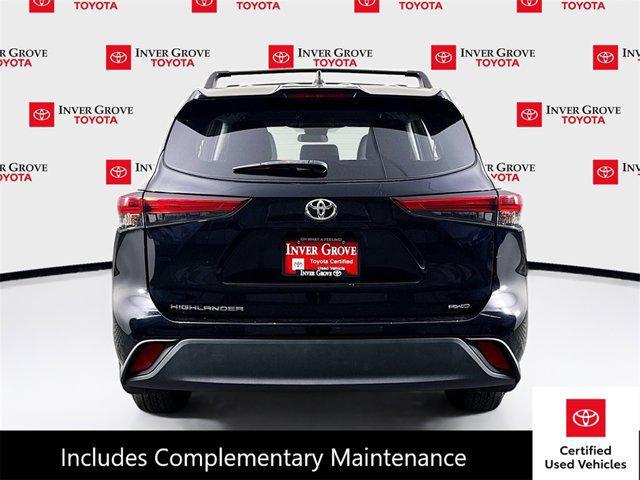 used 2022 Toyota Highlander car, priced at $34,595
