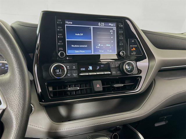 used 2022 Toyota Highlander car, priced at $34,595