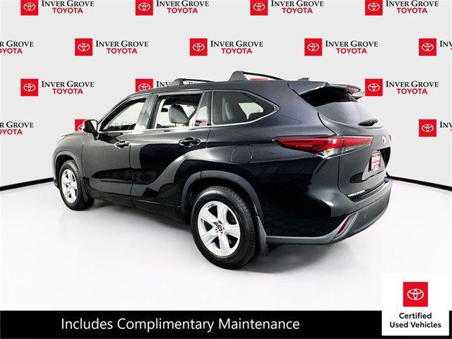 used 2022 Toyota Highlander car, priced at $33,495