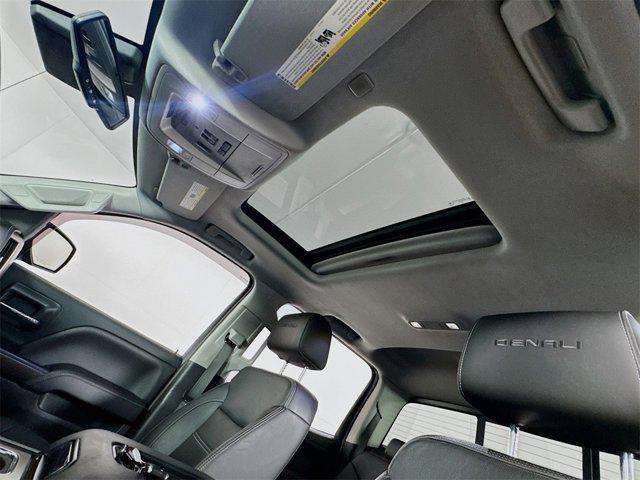 used 2018 GMC Sierra 1500 car, priced at $30,995