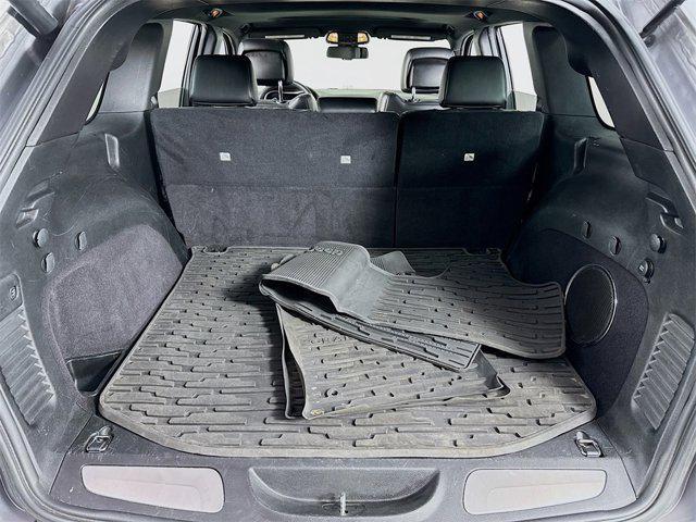 used 2014 Jeep Grand Cherokee car, priced at $11,295