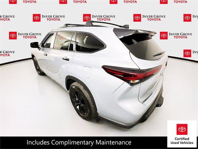 used 2025 Toyota Highlander Hybrid car, priced at $54,995